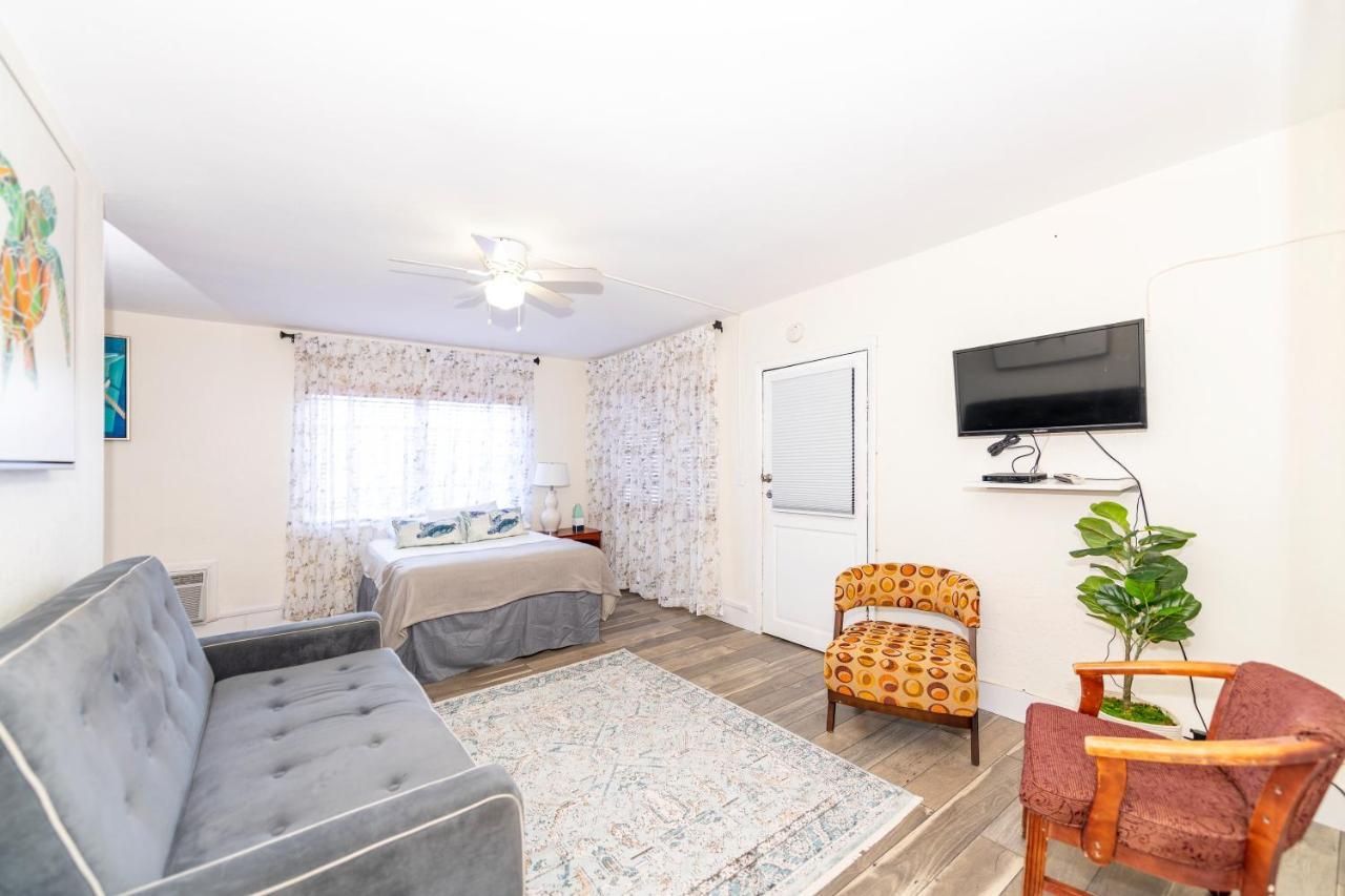 Tropic Isle Hotel & Apartment Голлівуд Екстер'єр фото