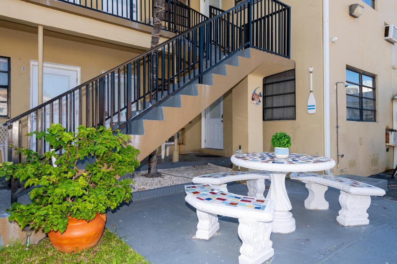 Tropic Isle Hotel & Apartment Голлівуд Екстер'єр фото